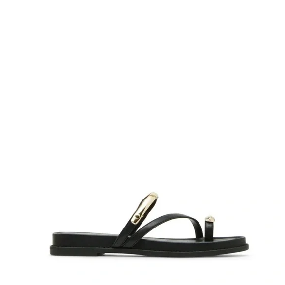 Madden Girl Women's Caribbean Slide On Sandal with Toe Loop - Picture 2 of 7